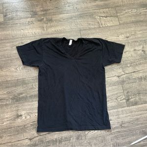 Mens American Apparel black short sleeve t shirt
Made in the USA